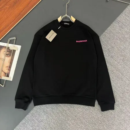 バレンシアガ パーカー