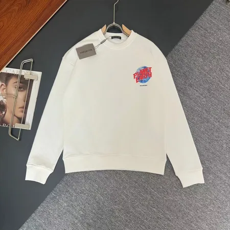 バレンシアガ パーカー