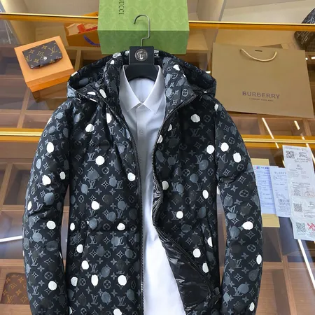 エルメス ダウンジャケット