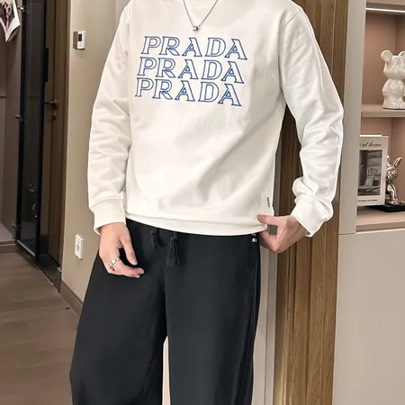 プラダ パーカー