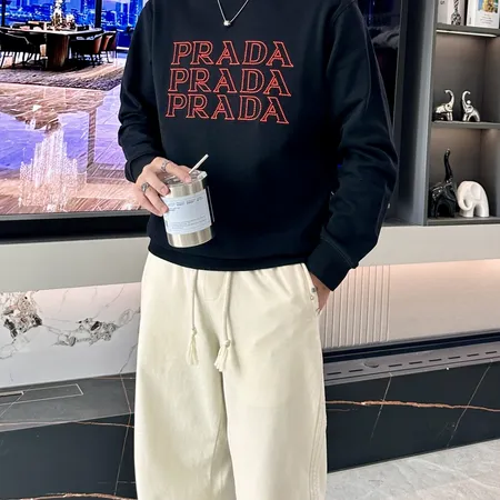 プラダ パーカー