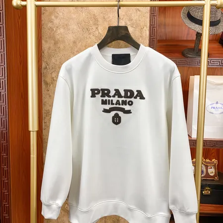 プラダ パーカー