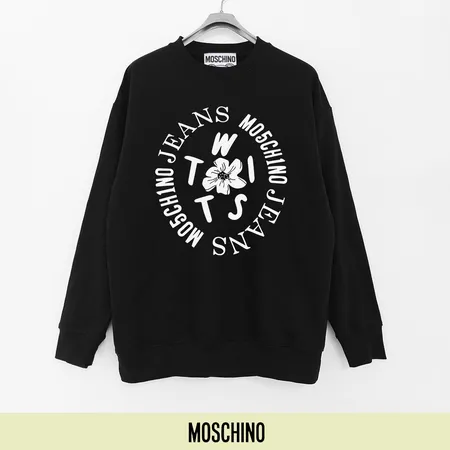 モスキーノ パーカー