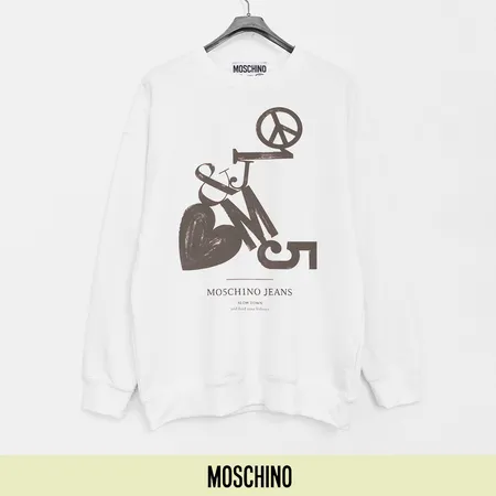 モスキーノ パーカー