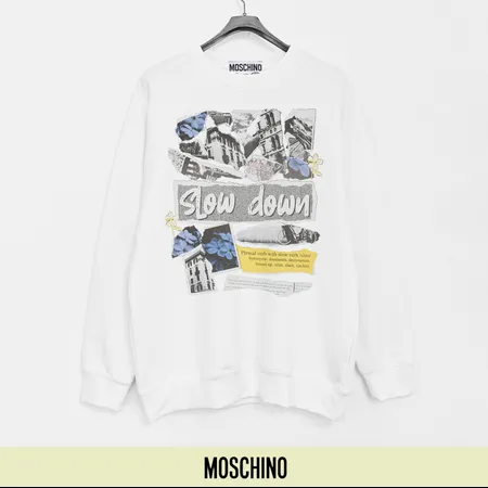 モスキーノ パーカー