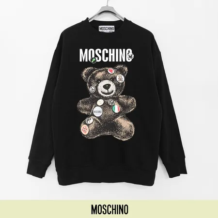 モスキーノ パーカー