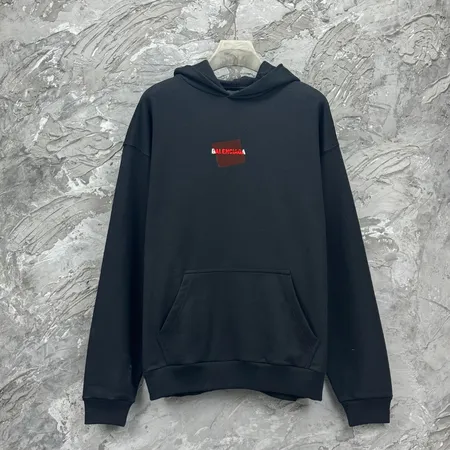 バレンシアガ パーカー