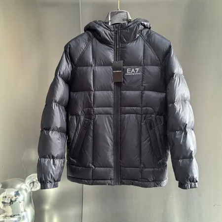 ヴァレンティノ ダウンジャケット