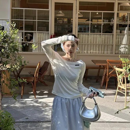 ミュウミュウ Tシャツ