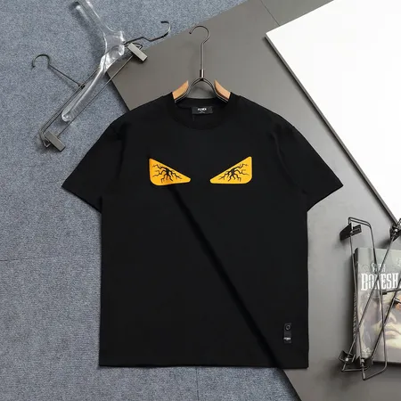 フェンディ Tシャツ