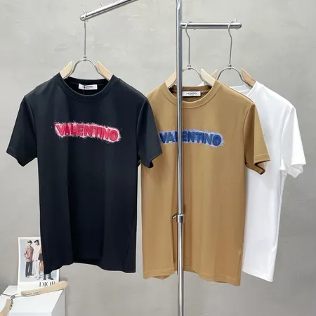 ヴァレンティノ Tシャツ