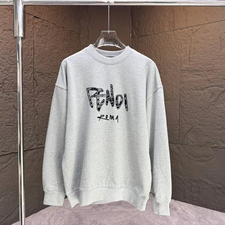 フェンディ パーカー