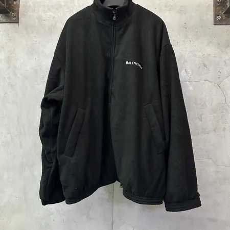 バレンシアガ パーカー