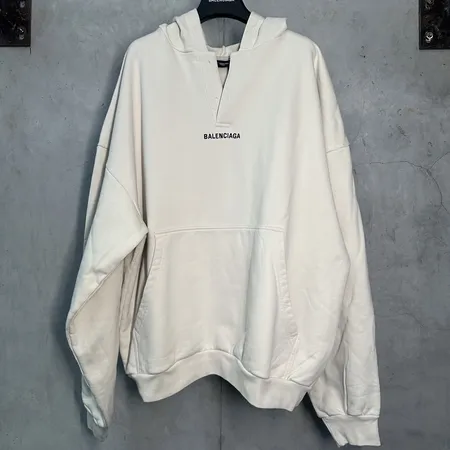 バレンシアガ パーカー