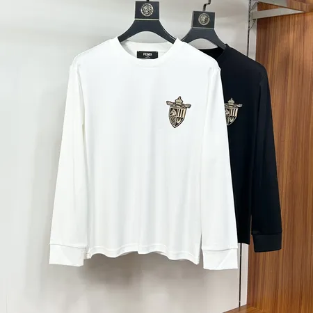 フェンディ Tシャツ