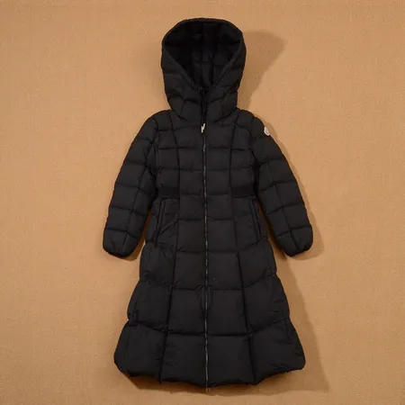 フェラガモ ダウンジャケット