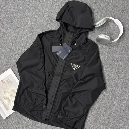 プラダ ジャケット