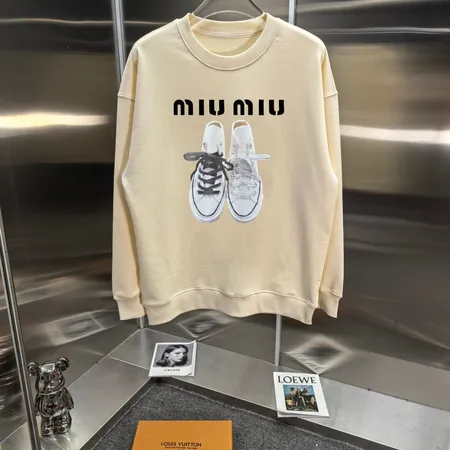 ミュウミュウ パーカー