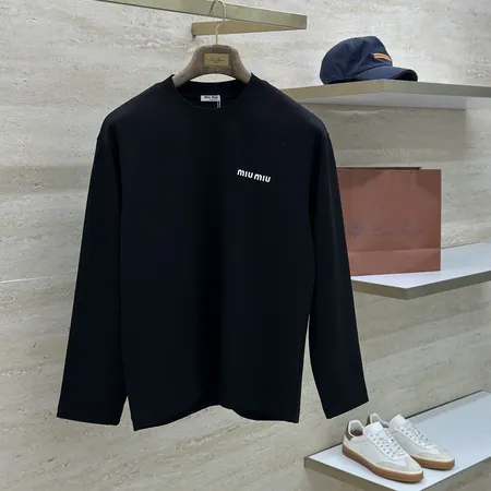 ミュウミュウ Tシャツ