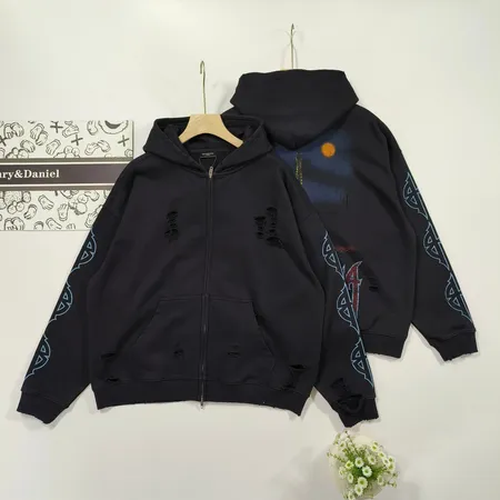 バレンシアガ パーカー