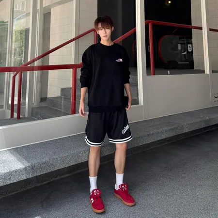 ノースフェイス パーカー