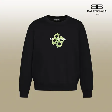 バレンシアガ パーカー