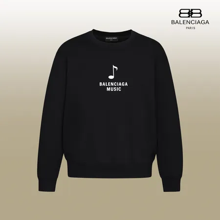 バレンシアガ パーカー