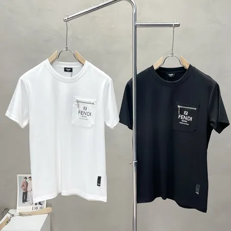 フェンディ Tシャツ