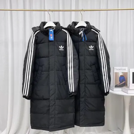 アディダス ダウンジャケット