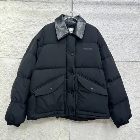 ミュウミュウ ダウンジャケット