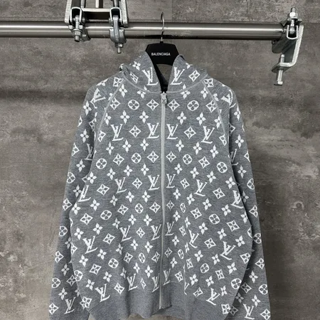 ルイヴィトン ジャケット