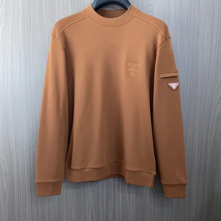 プラダ パーカー