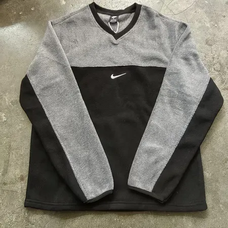 ナイキ パーカー