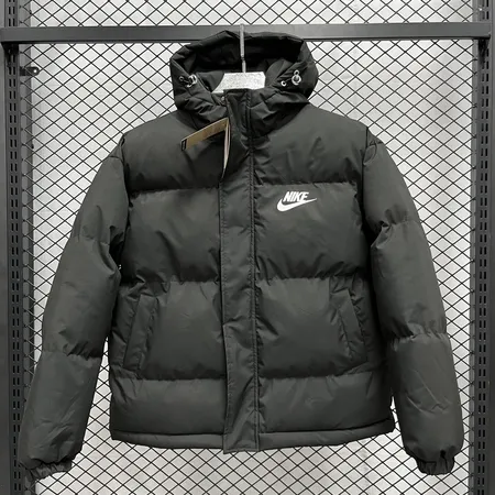 ナイキ ダウンジャケット