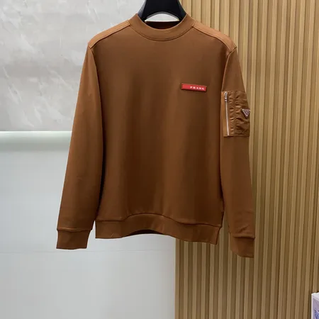 プラダ パーカー