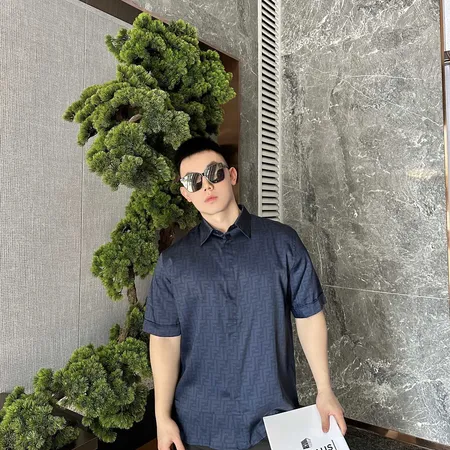 フェンディ シャツ