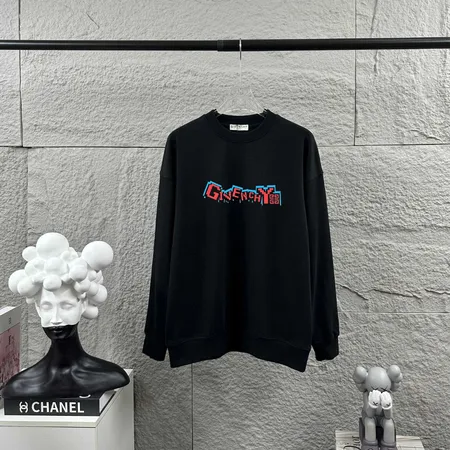 ジバンシィ パーカー