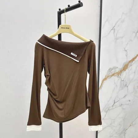 ミュウミュウ Tシャツ