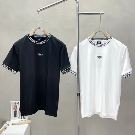 フェンディ Tシャツ