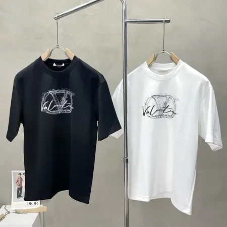 ヴァレンティノ Tシャツ