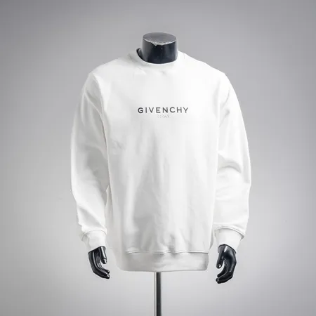 ジバンシィ パーカー