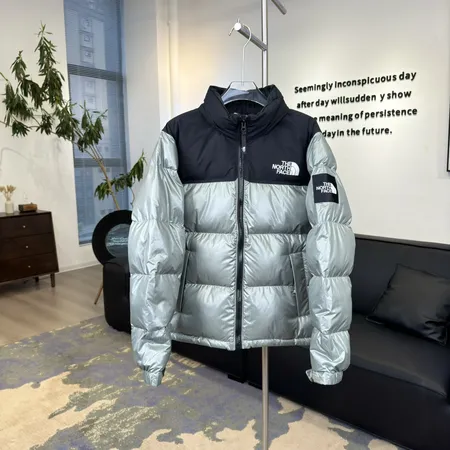 ノースフェイス ダウンジャケット