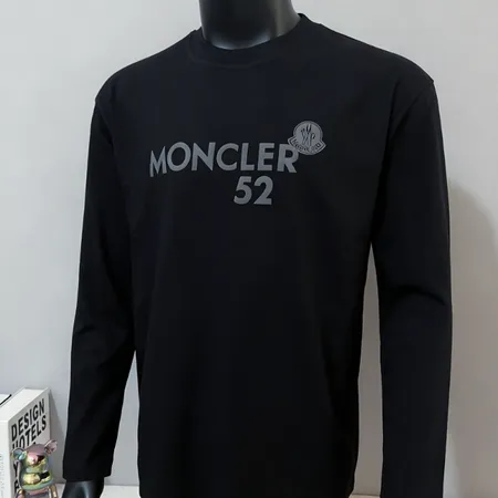 モンクレール Tシャツ