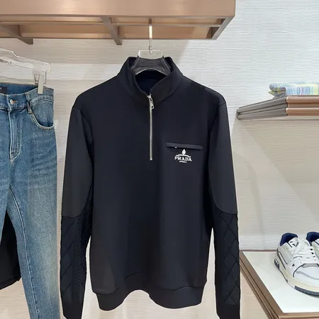 プラダ パーカー