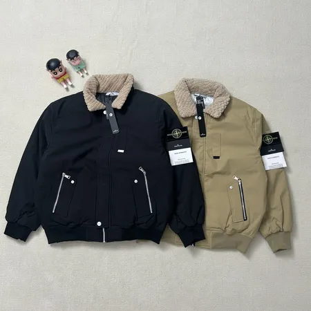 フェラガモ ダウンジャケット