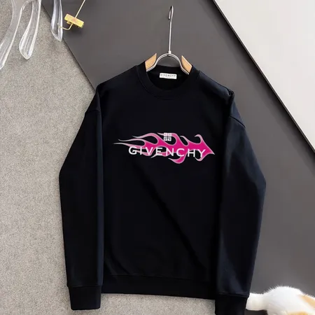 ジバンシィ パーカー