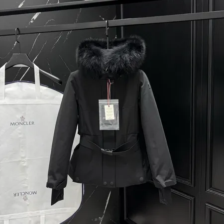 モンクレール ダウンジャケット