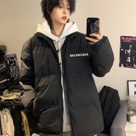 バレンシアガ ダウンジャケット