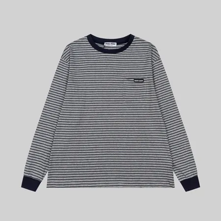 ミュウミュウ Tシャツ