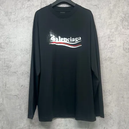 バレンシアガ Tシャツ